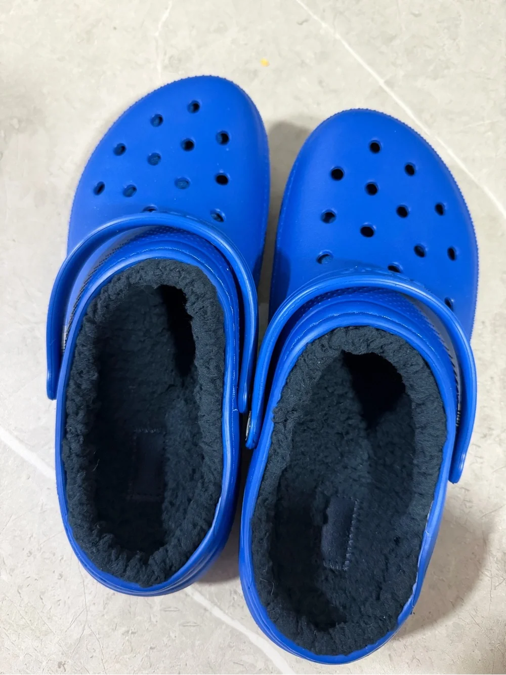 NEW Crocs Kids Classic Lined Clogs US Size J6